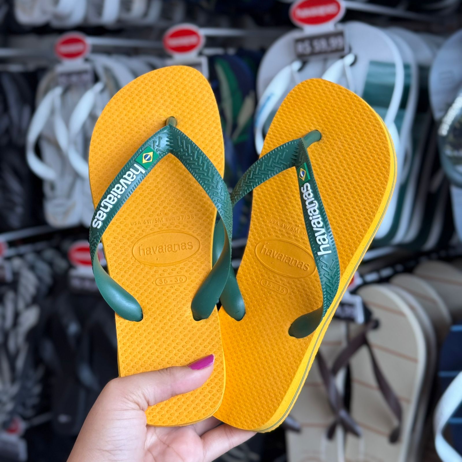 Havaianas Brasil - Kit Família (Amarelo Pop)