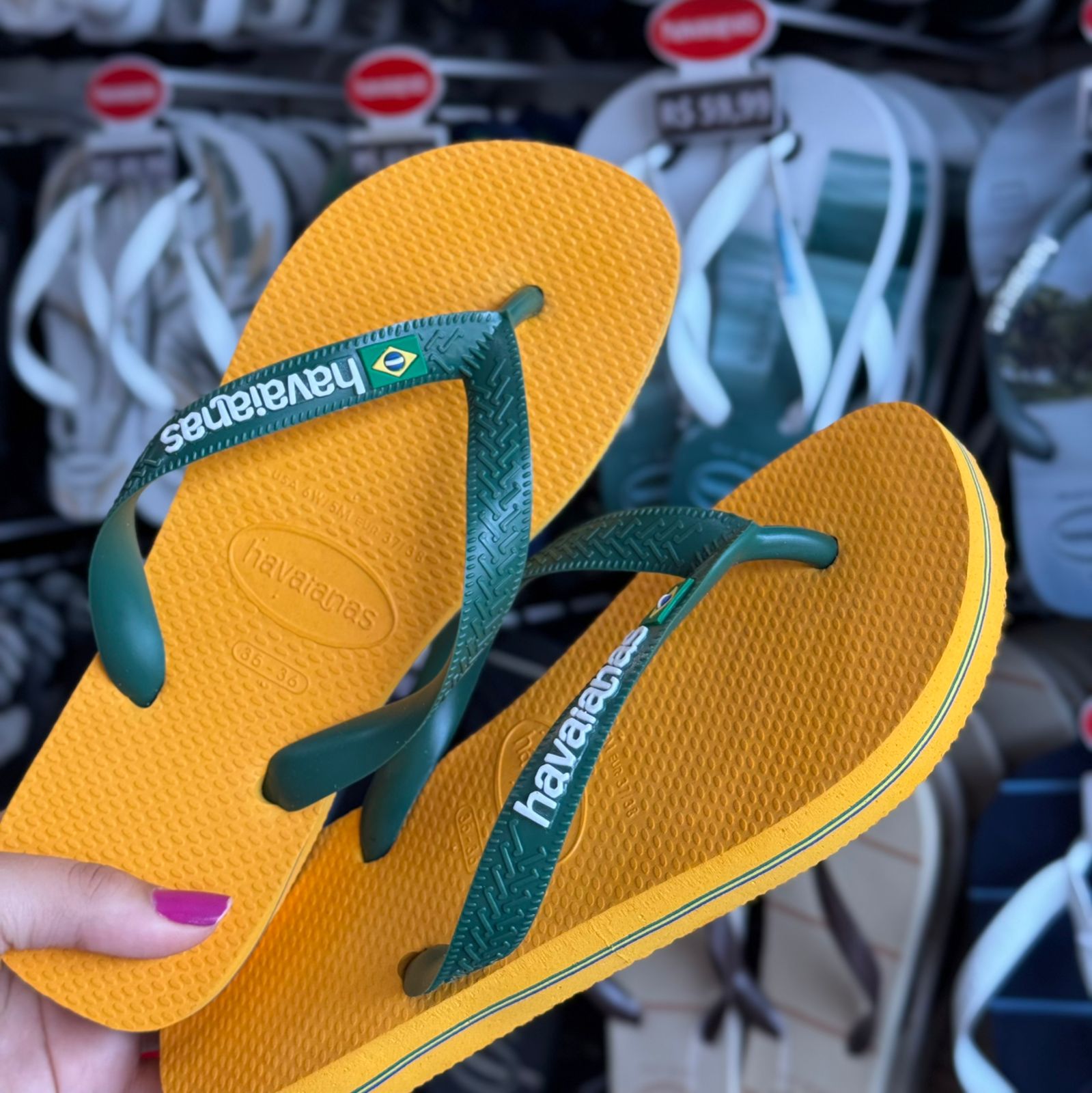 Havaianas Brasil - Kit Família (Amarelo Pop)