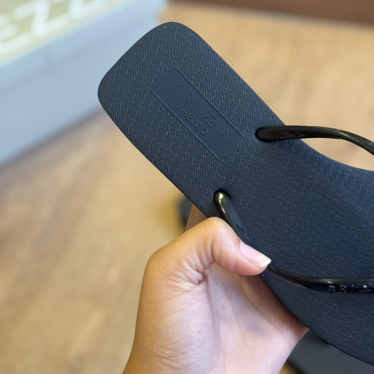 Chinelo Arezzo de Dedo Tiras Finas 191680001
