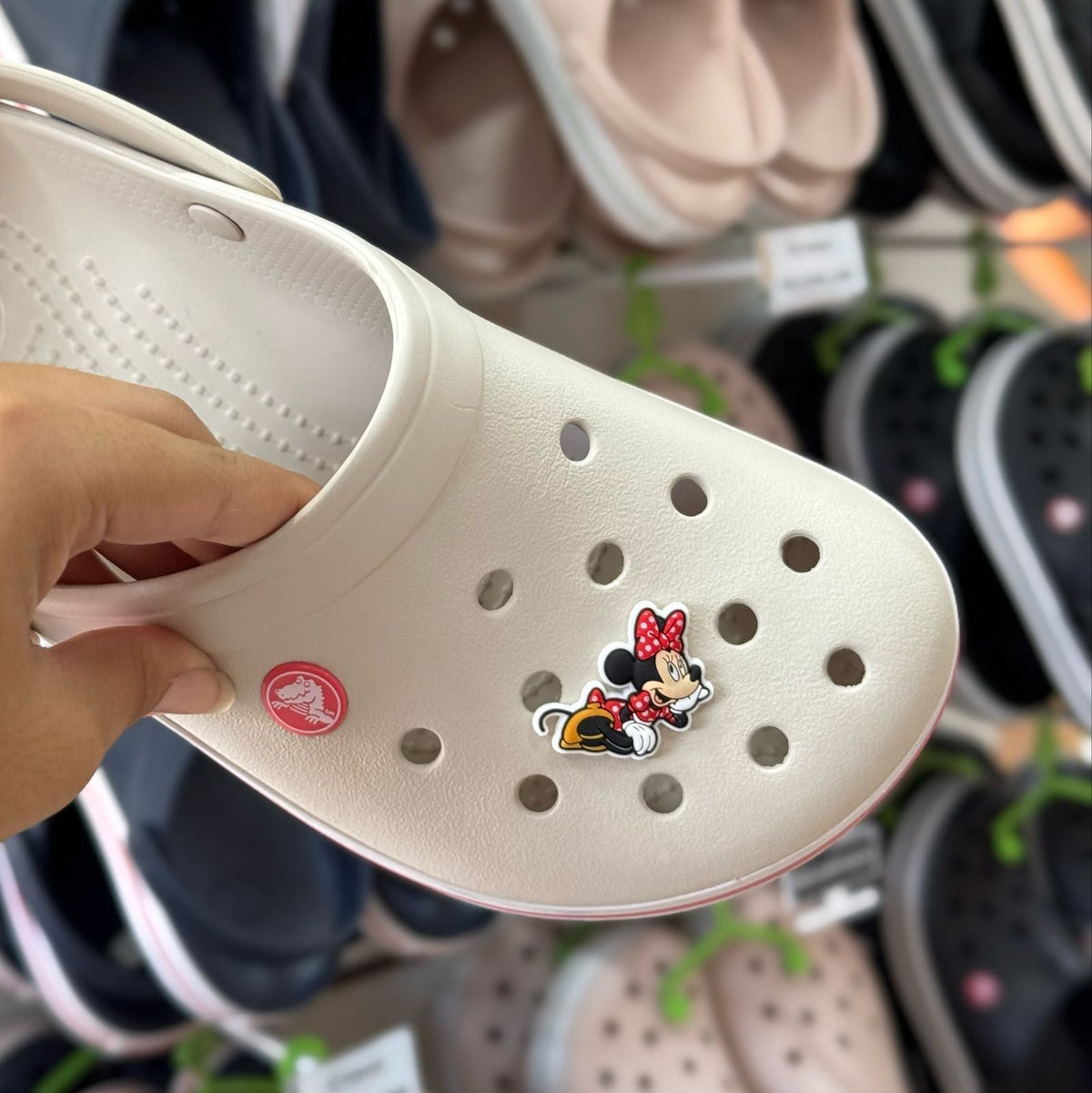 Jibbitz™ Disney Minnie Pose