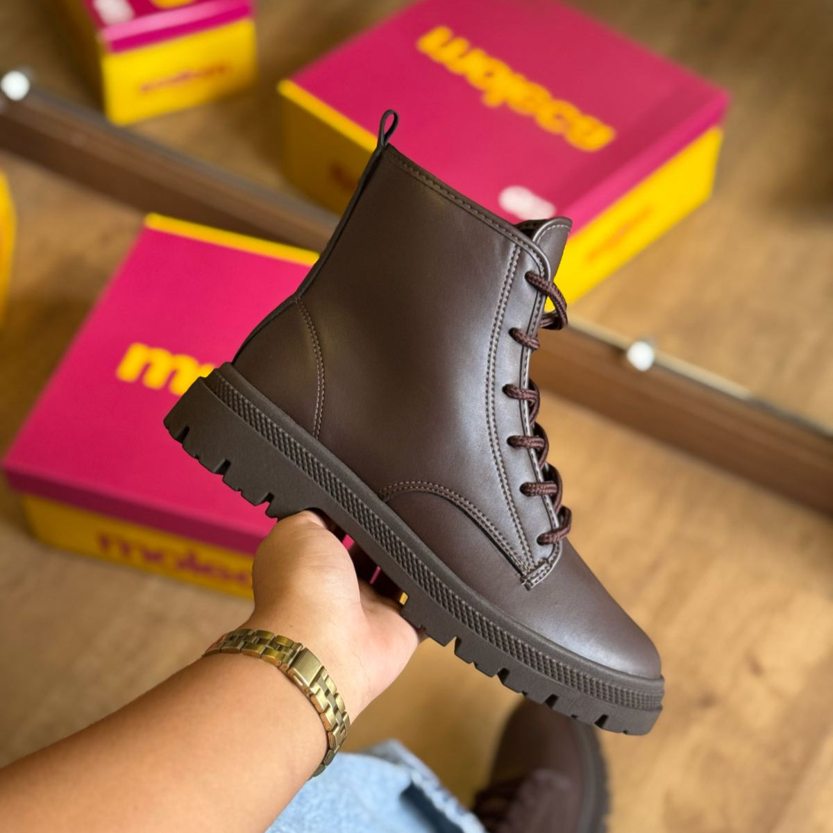 Bota Coturno Moleca Cano Médio Tratorado 5344.101