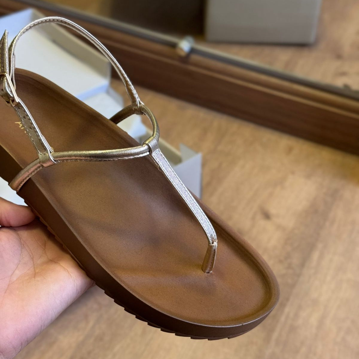 Sandália Arezzo Papete Flatform Tiras Slim A131990005