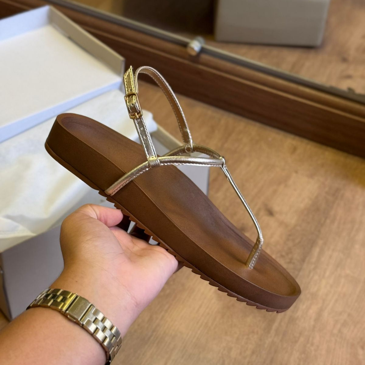 Sandália Arezzo Papete Flatform Tiras Slim A131990005
