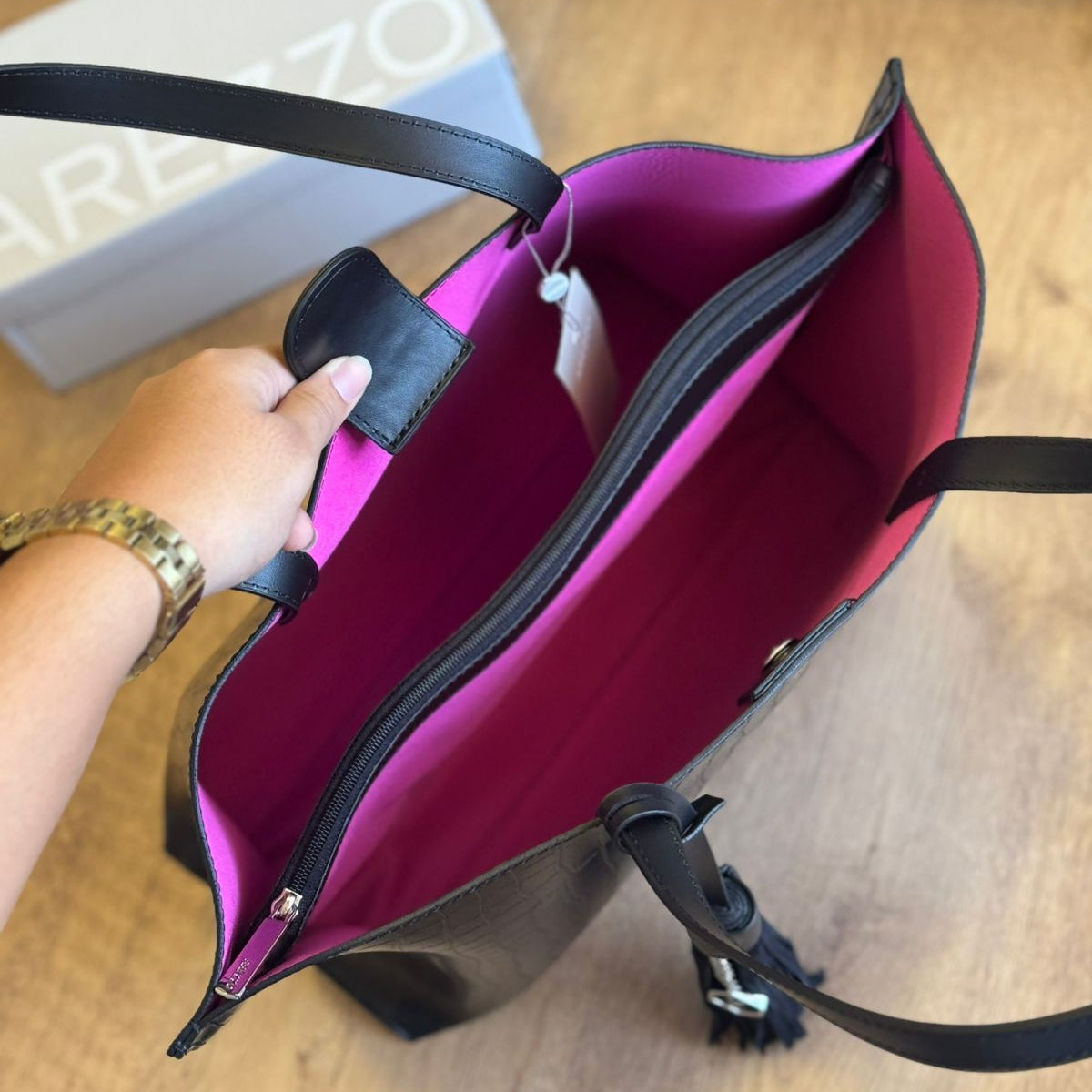 Bolsa Arezzo Shopping Croco Grande Barbicacho A581000586