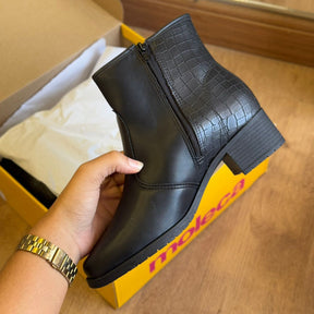 Bota Coturno Moleca Lisa 5346.100