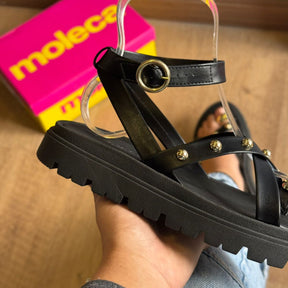 Sandália Moleca com Ajuste e Detalhes Dourados 5504.113