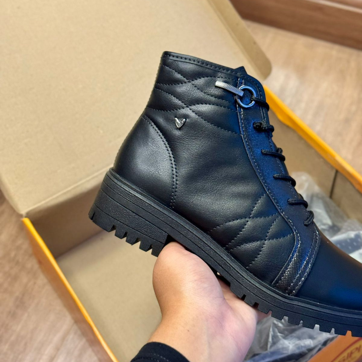 Bota Coturno Mississipi Berteli MC811